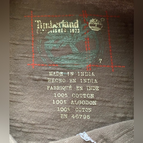 EUC•Timberland Distressed Print boys top size 7 - Picture 4 of 5